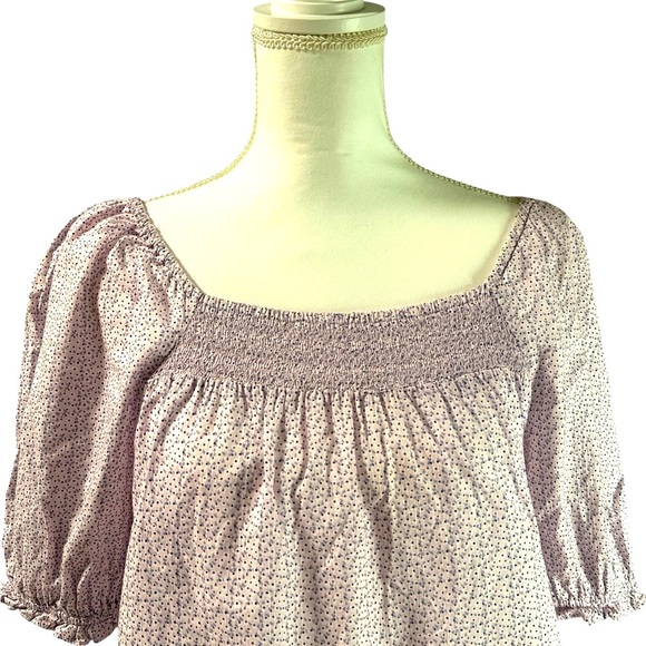 Ana - Short Sleeve Lightweight Women's Blouse, Size Medium - Picture 6 of 7